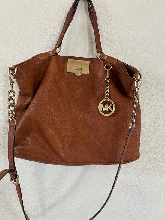 Michael Kors Handbags - Michael Kors Chestnut Pebbled Leather Shoulder Bag with Gold Hardware